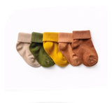 5 socks 0/3-3/6 m